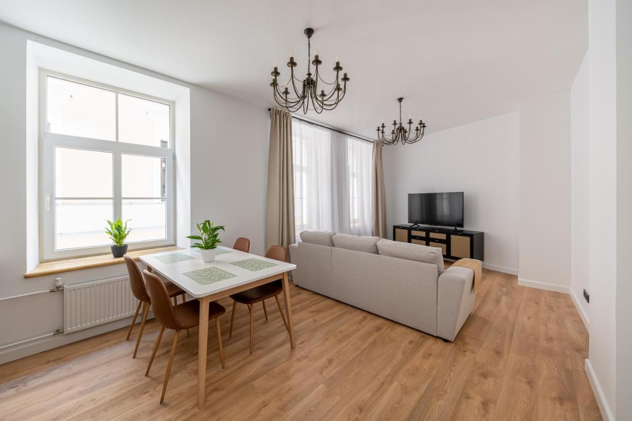 Spacious 1-Bedroom Apartment In The Heart Of Old Town Ρίγα Εξωτερικό φωτογραφία