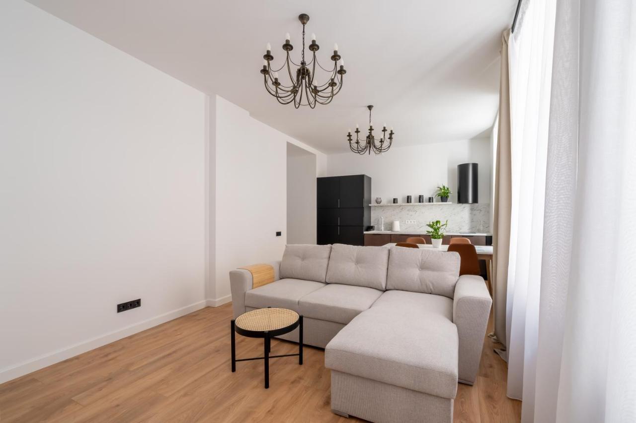 Spacious 1-Bedroom Apartment In The Heart Of Old Town Ρίγα Εξωτερικό φωτογραφία